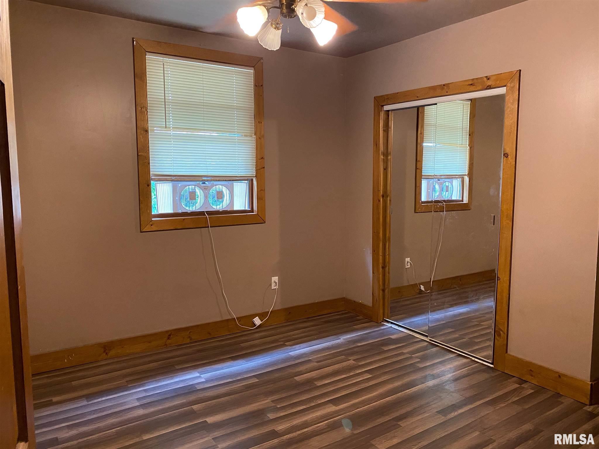 8434 Thomas Road Rochester, IL 62563 - Photo 9 of 17