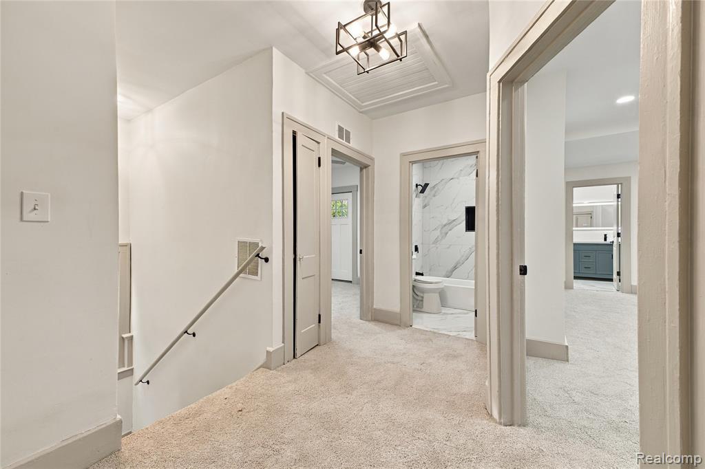 1187 Lawrence Street Detroit, MI 48202 - Photo 12 of 28 Gallery Image 12