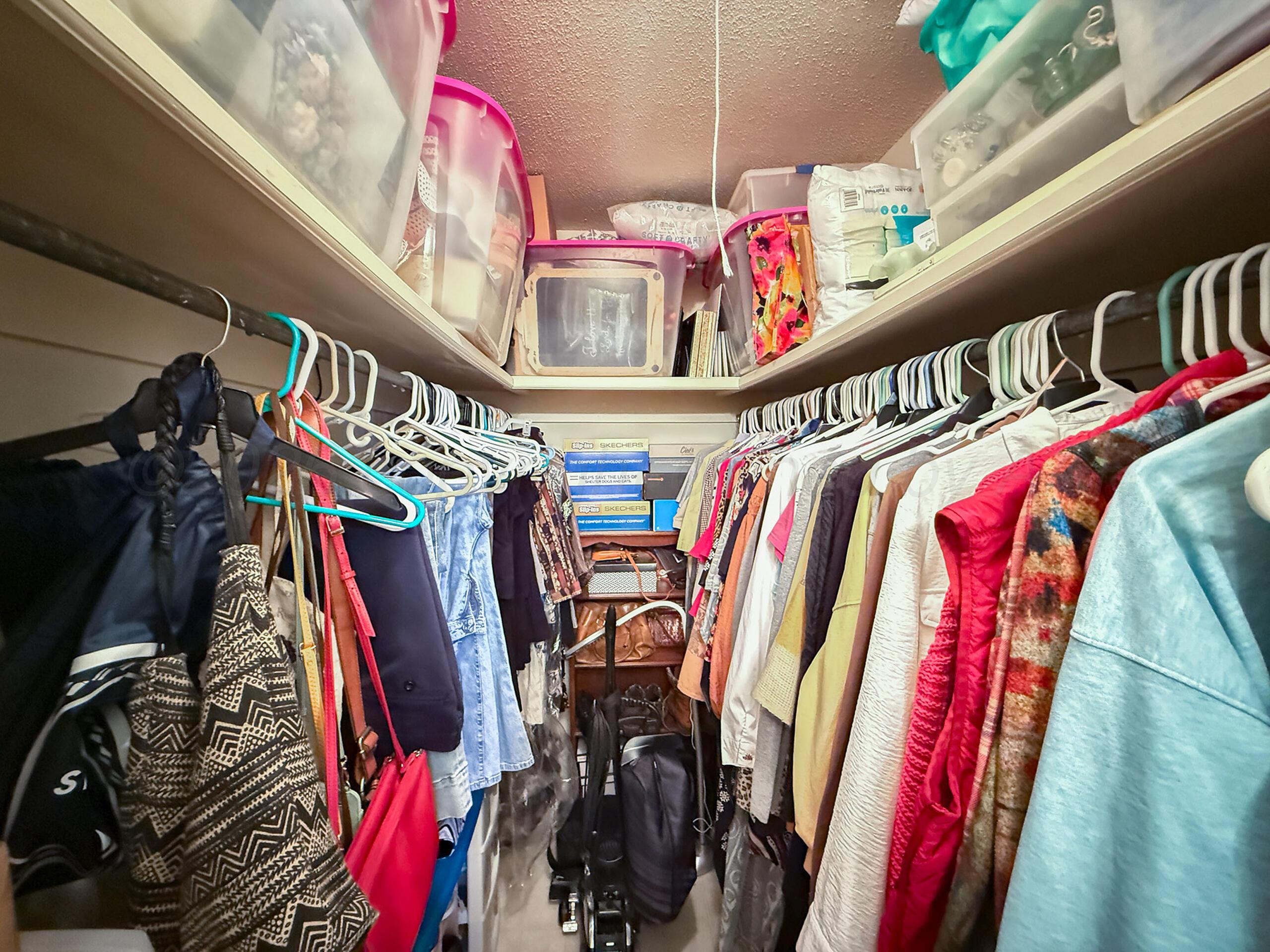 1007 Ave P Sunray, TX 79086 - Photo 22 of 42 Primary Bedroom Closet