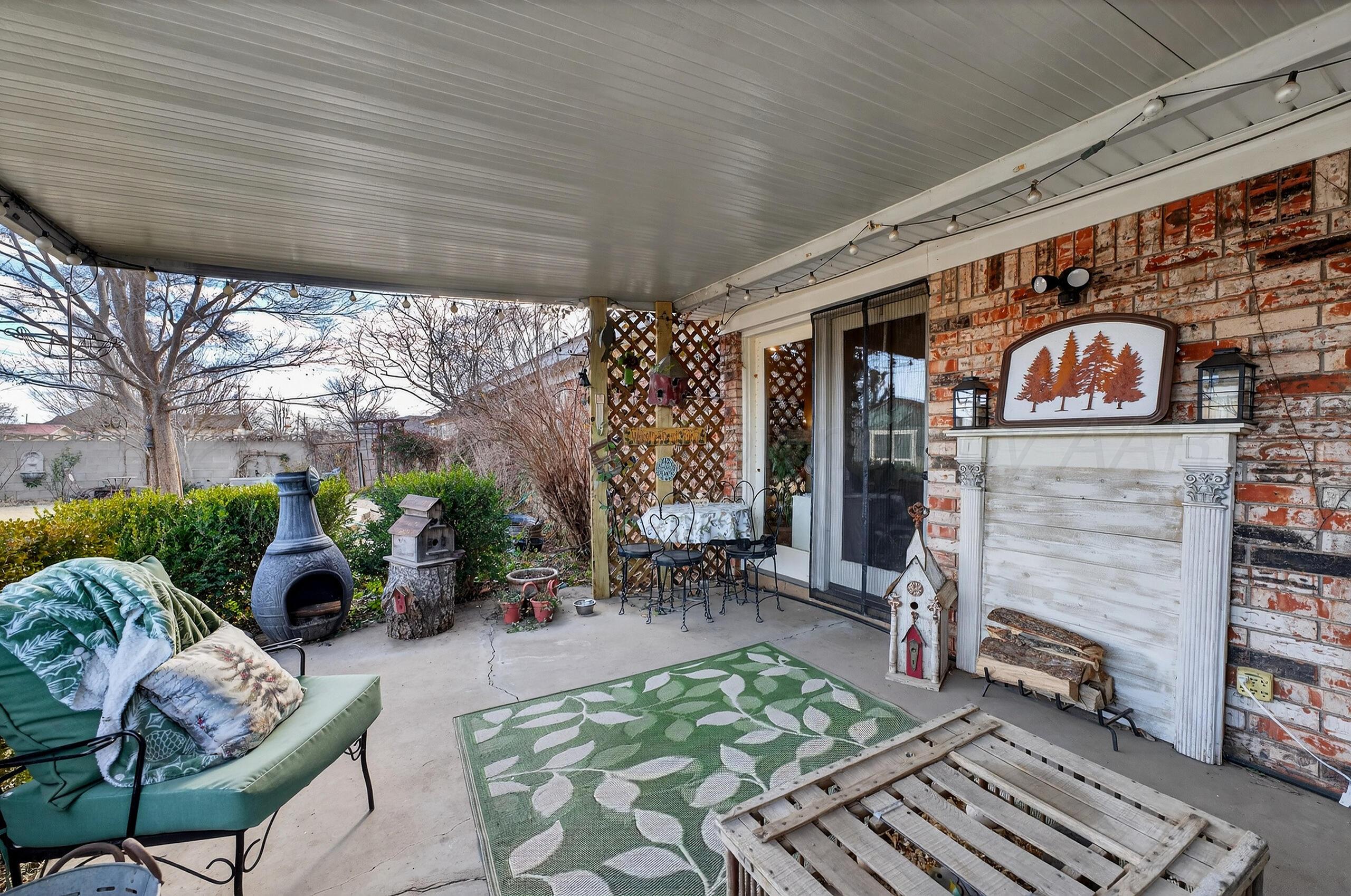 1007 Ave P Sunray, TX 79086 - Photo 33 of 42 Covered Patio