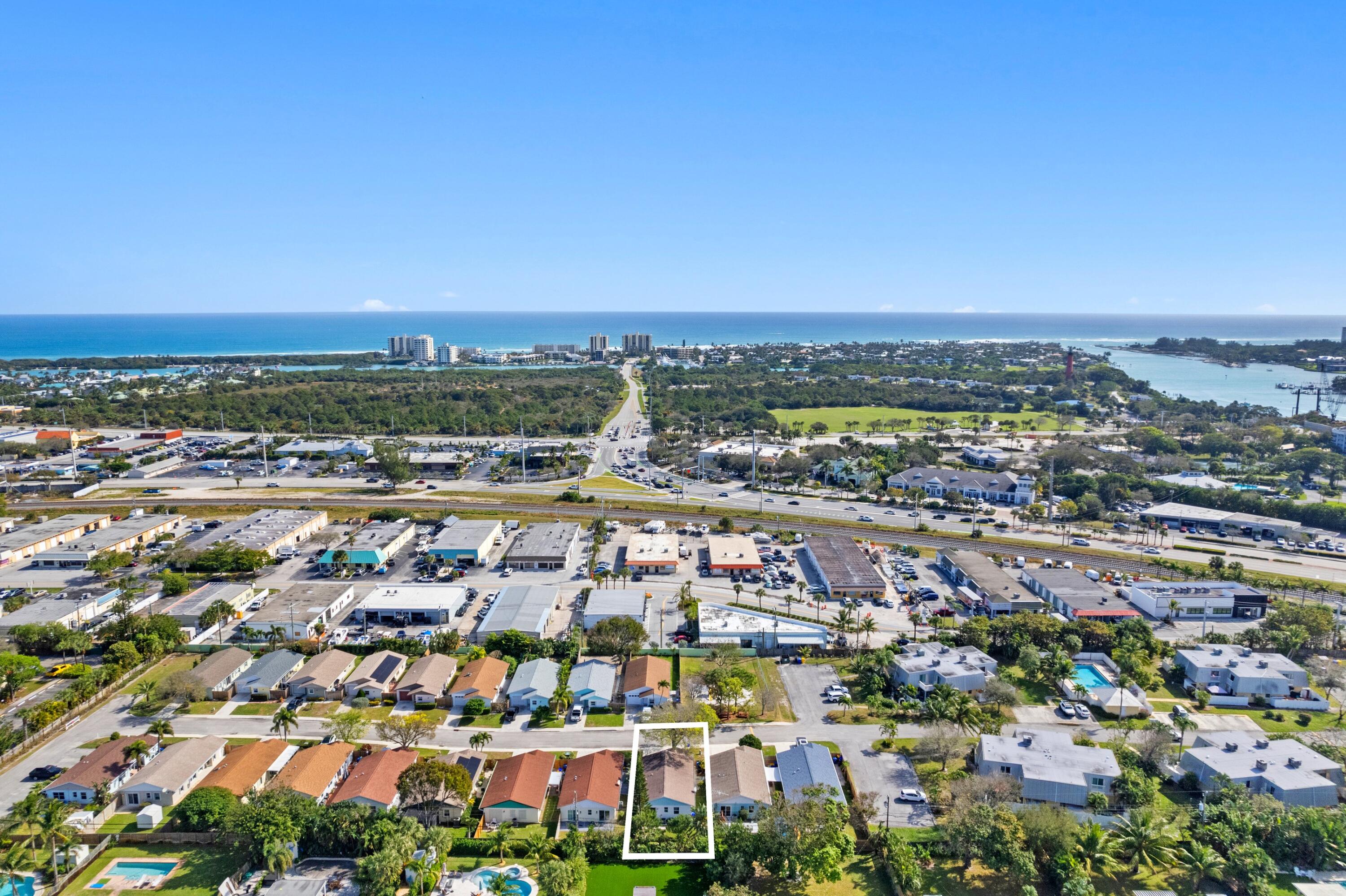 141 East Riverside Dr Unit 24