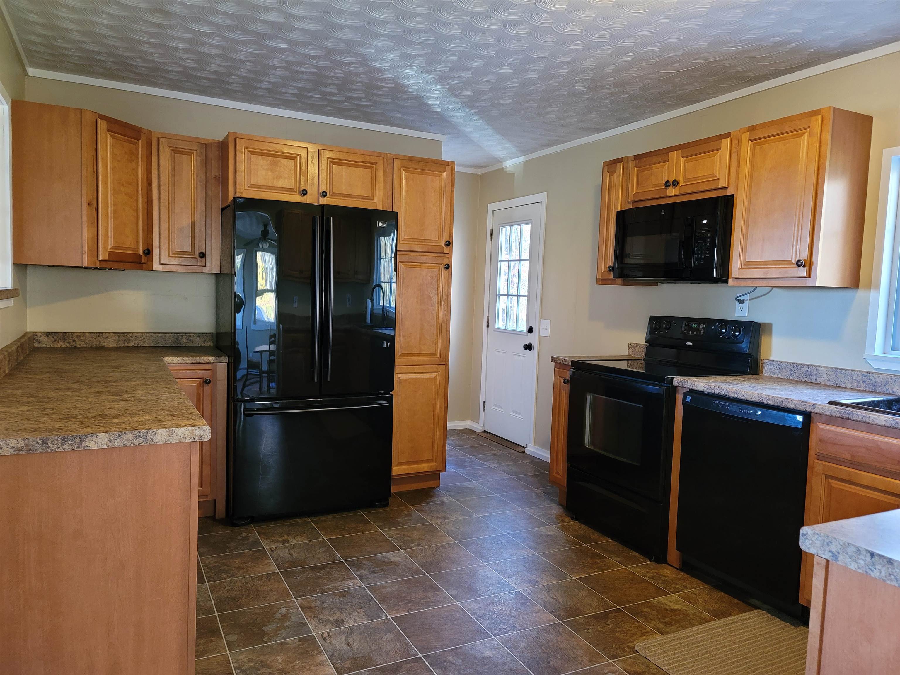 7350 Oak Hill Road Loudon, NH 03307 - Photo 6 of 12 Gallery Image 6