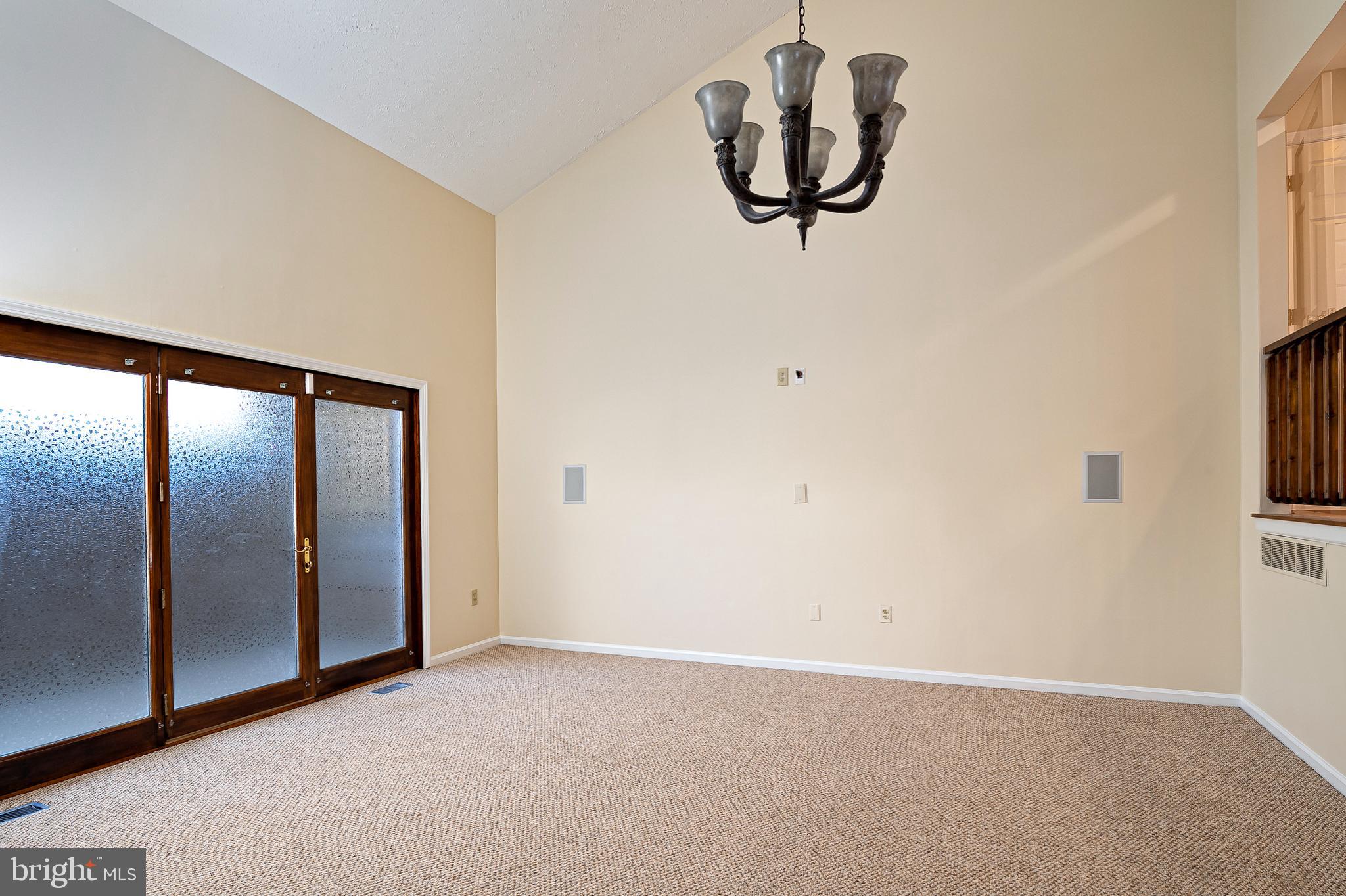 1152 Bacon Ridge Road Crownsville, MD 21032 - Photo 11 of 71 Living Room