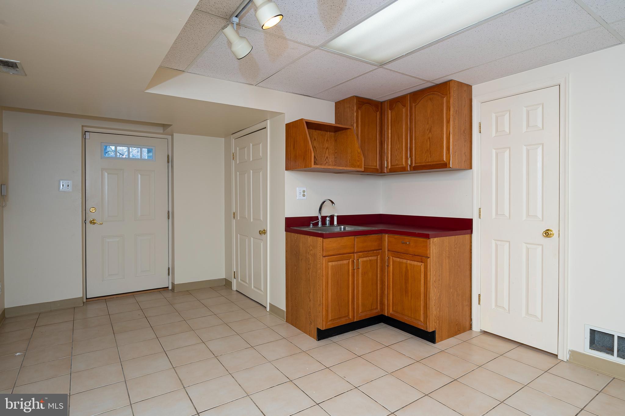 1152 Bacon Ridge Road Crownsville, MD 21032 - Photo 39 of 71 Kitchenette