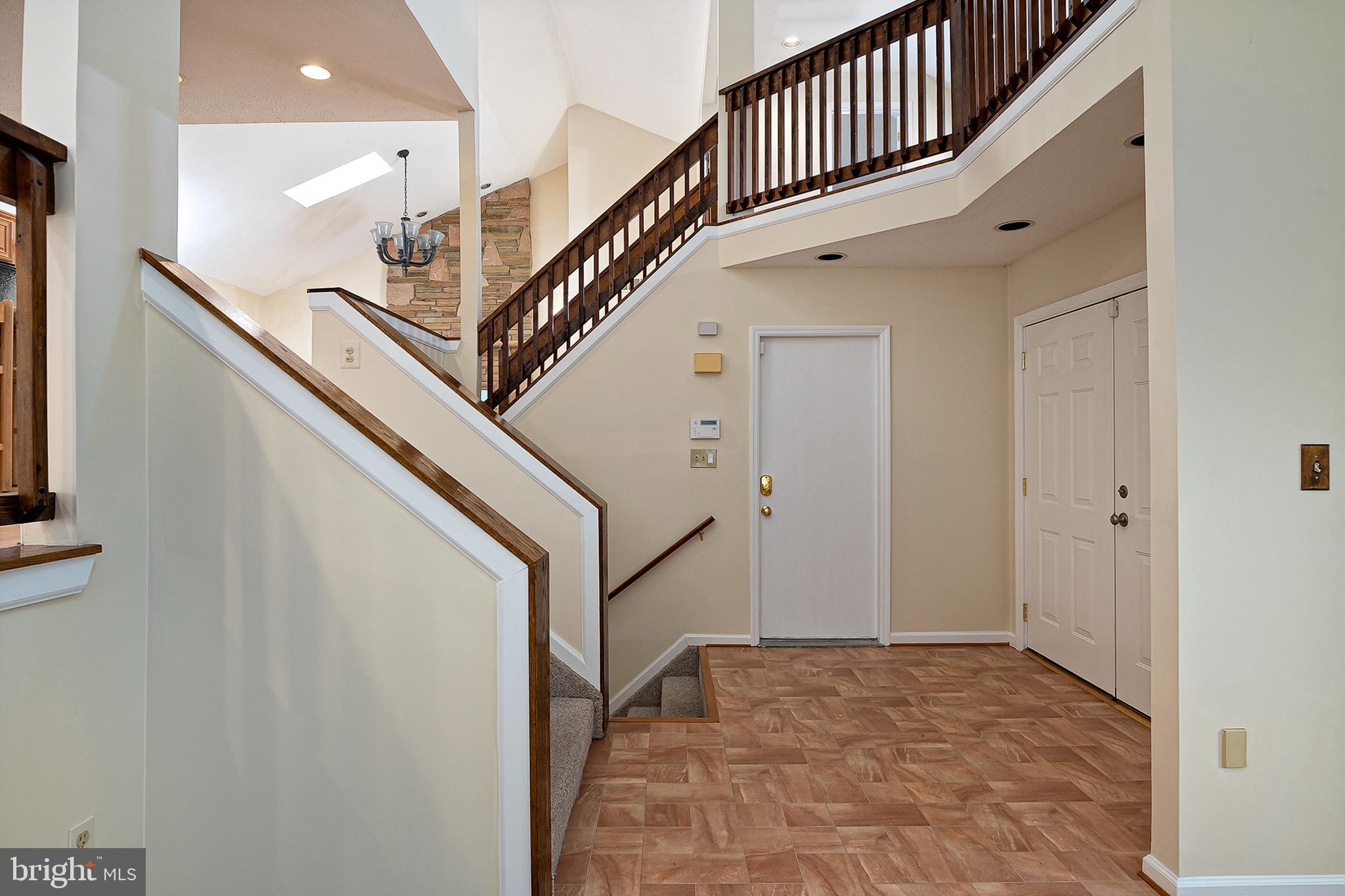 1152 Bacon Ridge Road Crownsville, MD 21032 - Photo 9 of 71 Foyer