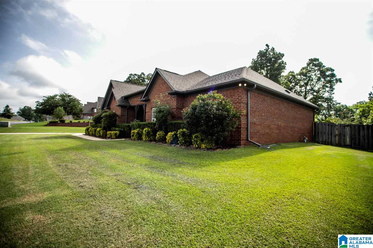 584 Overlook Road Fultondale, AL 35068 - Photo 3 of 50