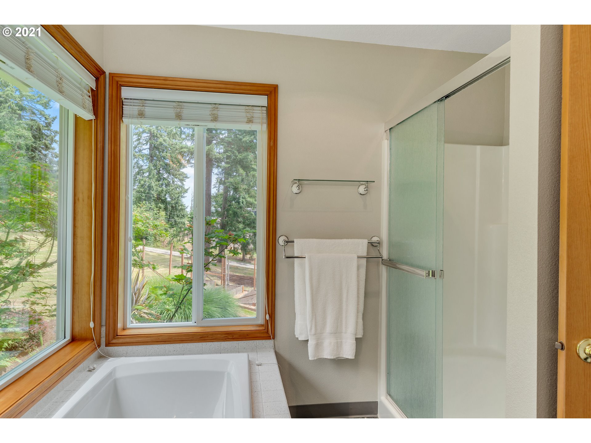 17195 South Holcomb Road Oregon City, OR 97045 - Photo 14 of 32 Gallery Image 14