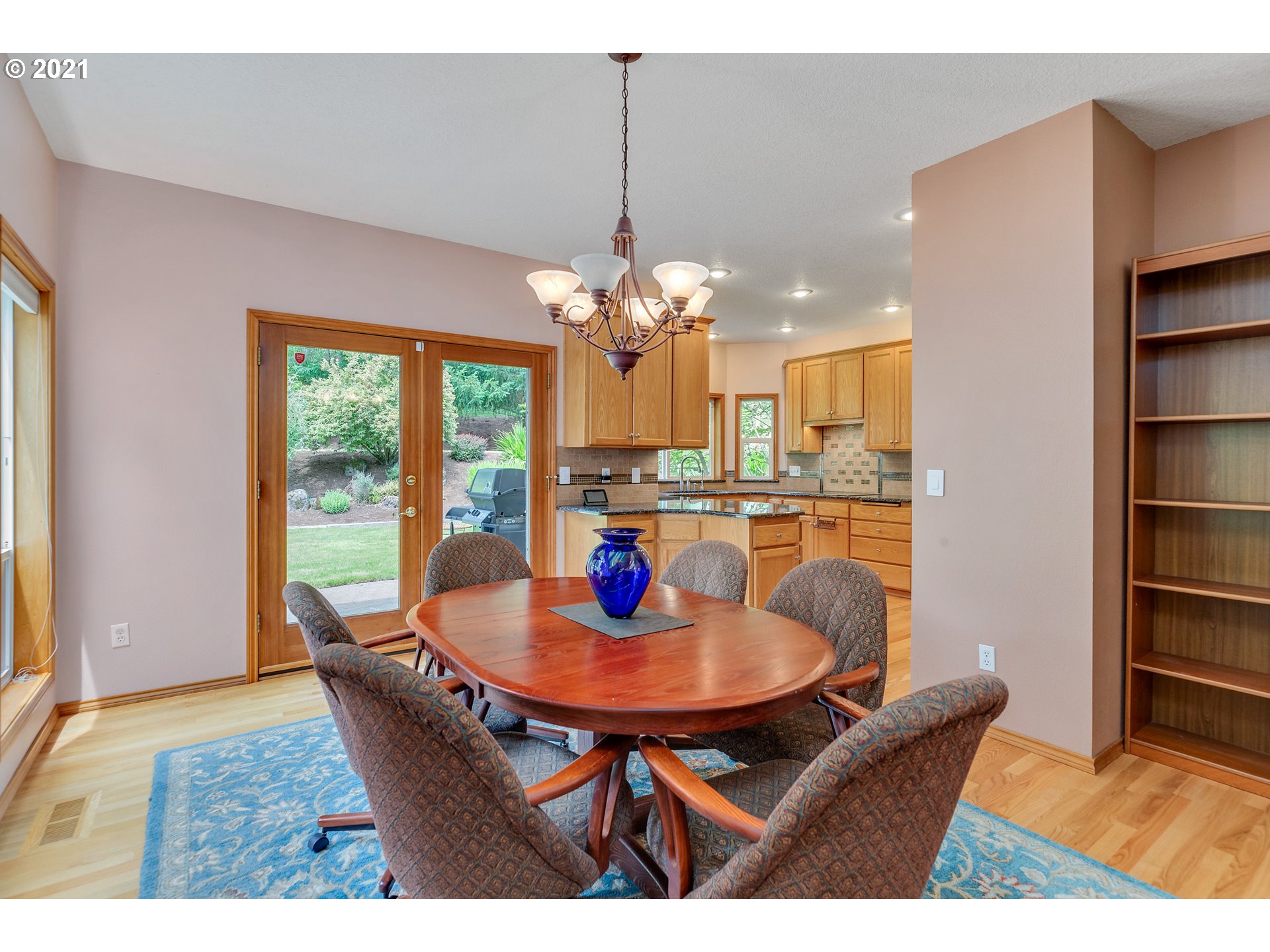 17195 South Holcomb Road Oregon City, OR 97045 - Photo 8 of 32 Gallery Image 8