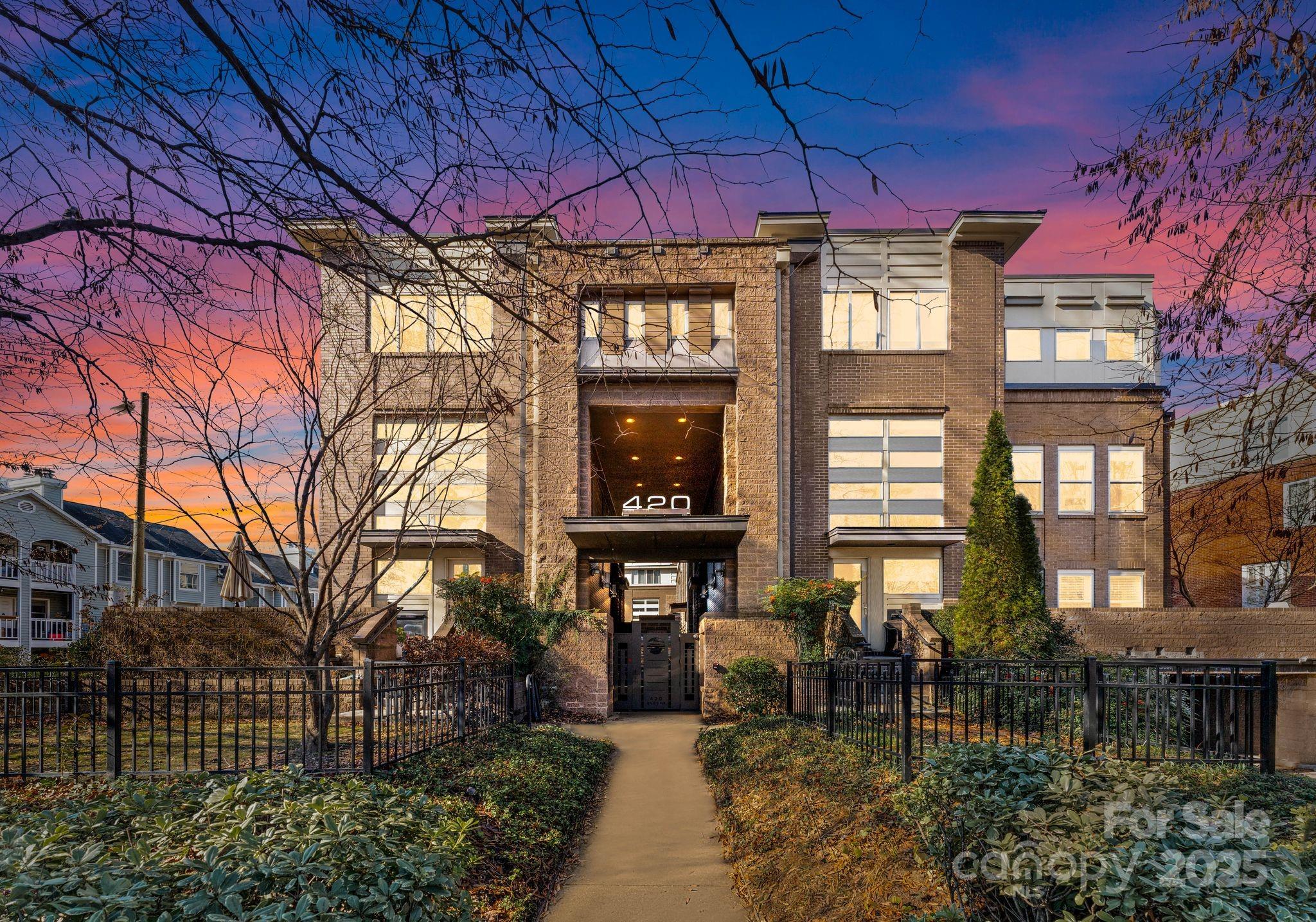 420 Queens Road, Unit 6 Charlotte, NC 28207 - Photo 1 of 24 Gallery Image 1