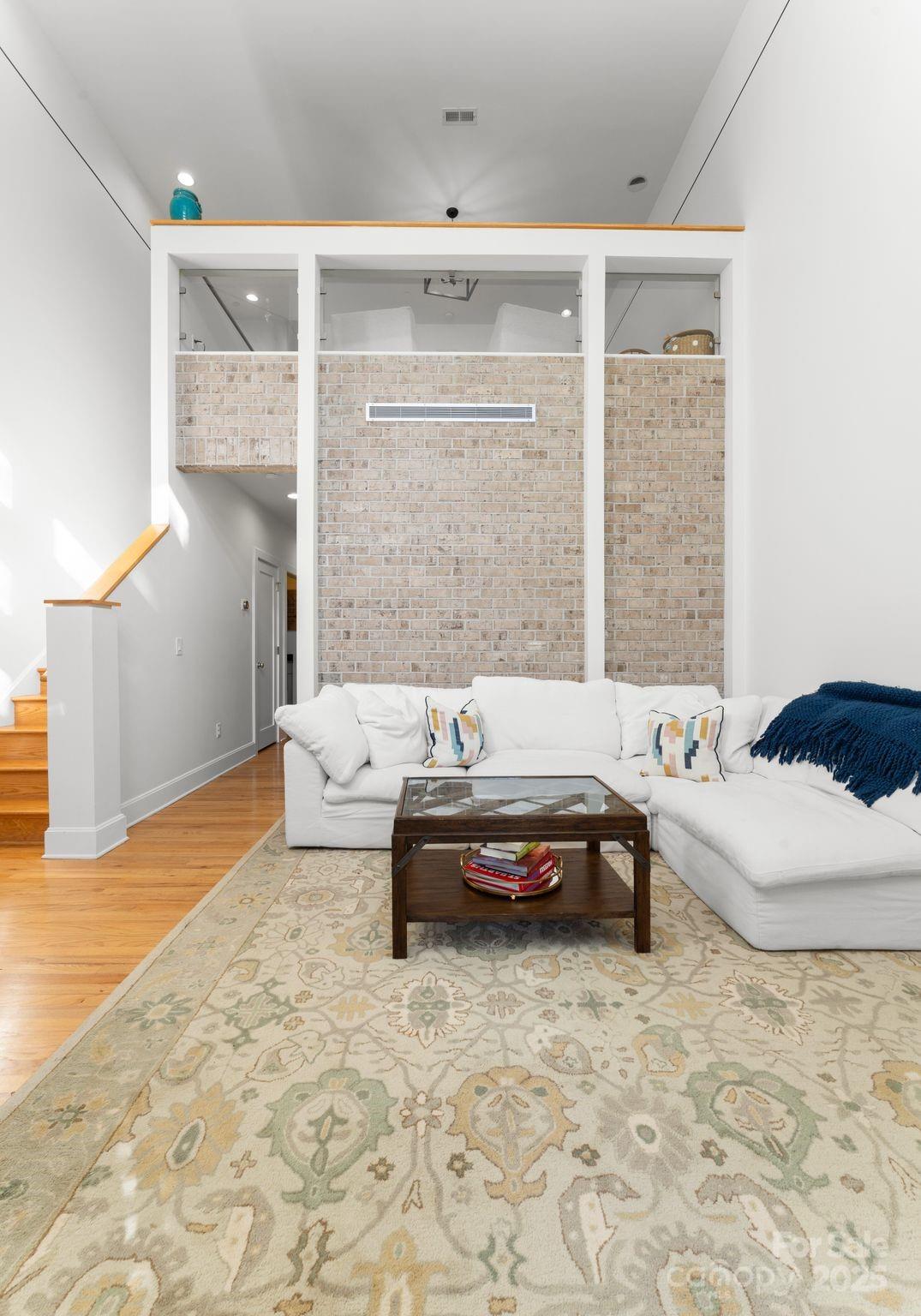 420 Queens Road, Unit 6 Charlotte, NC 28207 - Photo 8 of 24 Gallery Image 8