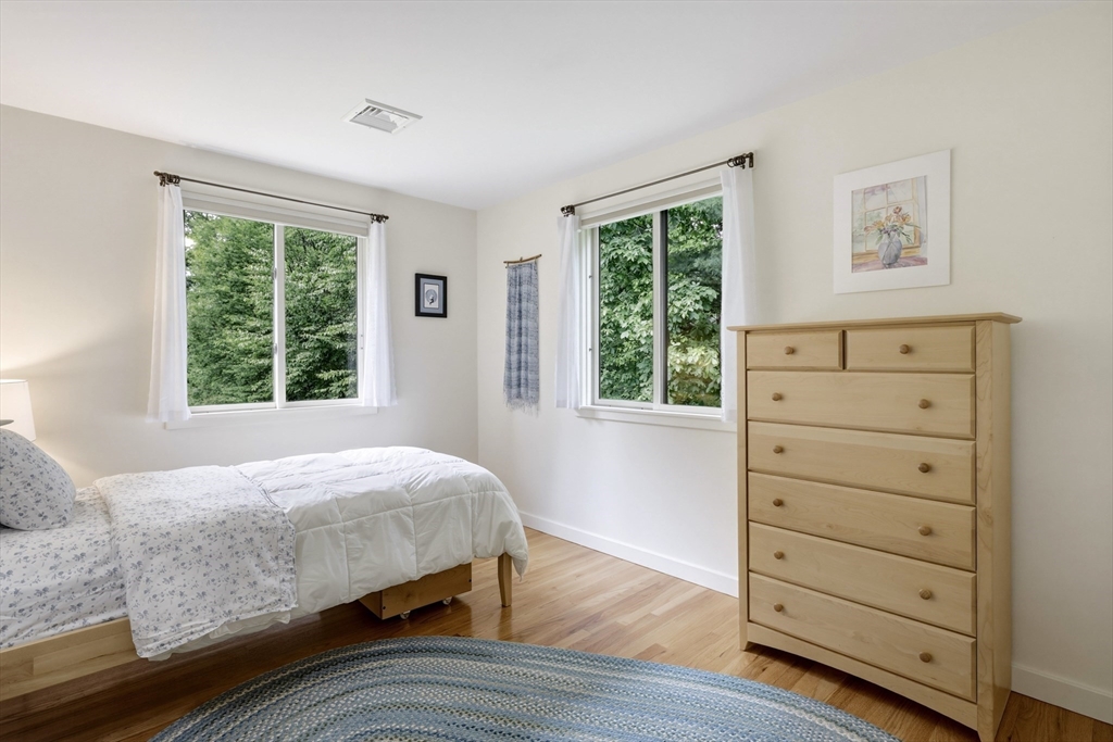 43 Aubinwood Road Amherst, MA 01002 - Photo 25 of 42