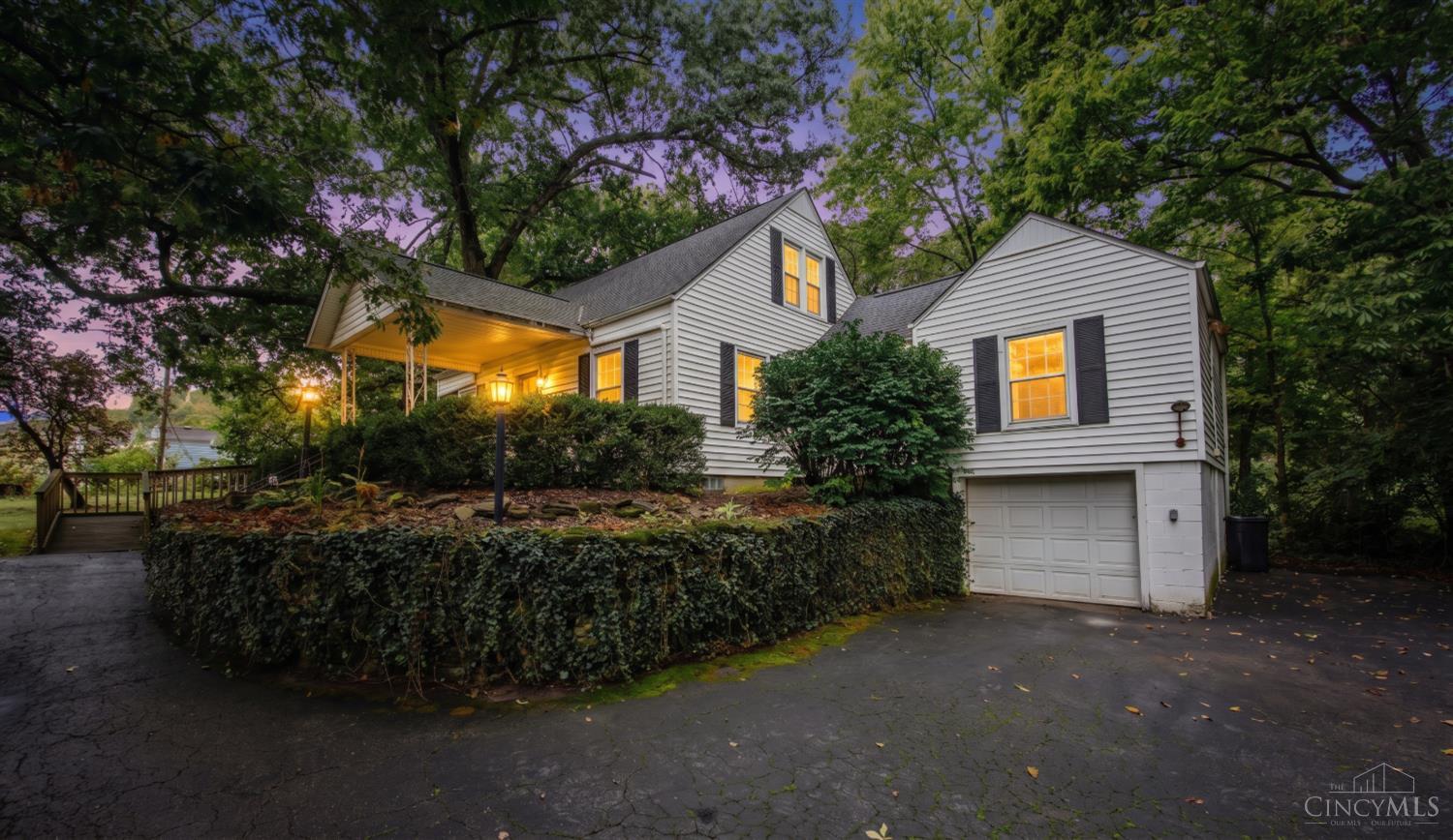 5895 Greenlawn Road Hamilton, OH 45011 - Photo 3 of 50 Gallery Image 3