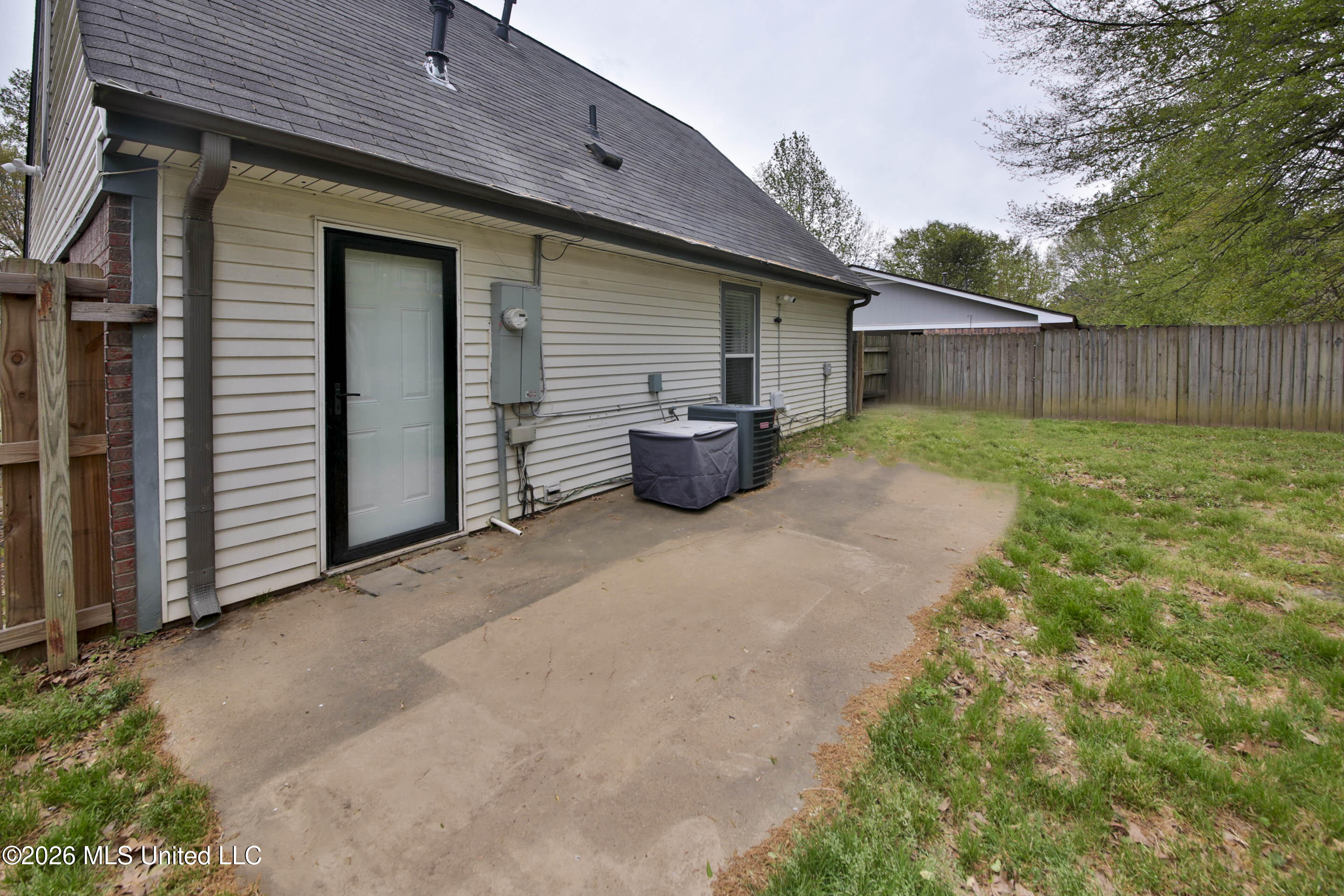 6485 Yorkshire Road Horn Lake, MS 38637 - Photo 8 of 30 _MG_9683-Edit