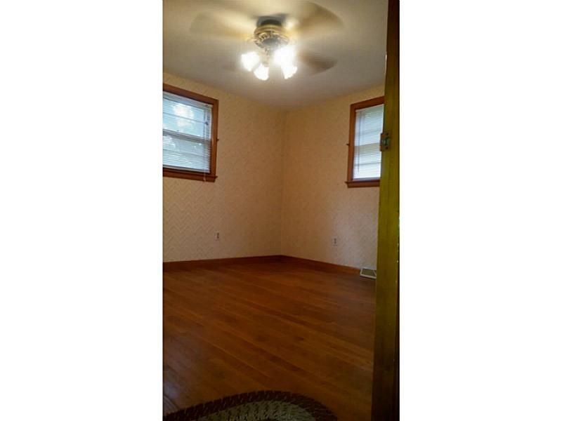 14 Lydia Road Coventry, RI 02816 - Photo 6 of 13 Bedroom. NOTE HARDWOODS AND CEILING FAN!