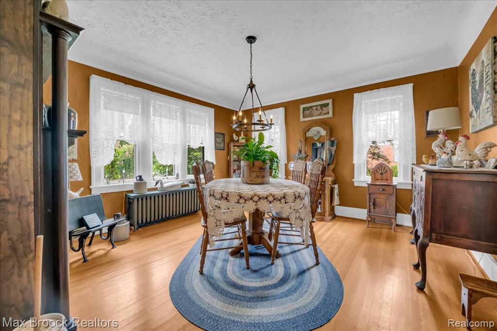 243 Cherokee Road Pontiac, MI 48341 - Photo 13 of 48