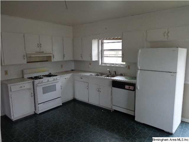 1342 17th Way Southwest Birmingham, AL 35211 - Photo 6 of 11 Gallery Image 6