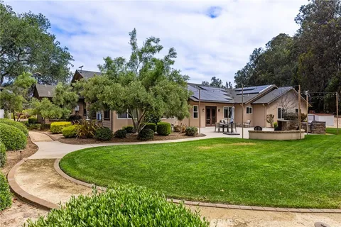 $3,100,000 | 535 Stanton Street, Arroyo Grande, CA 93420