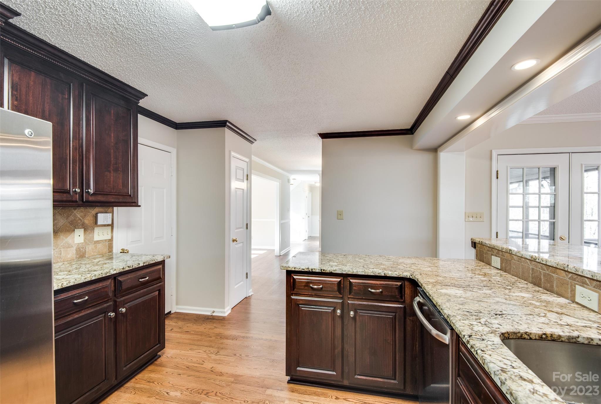6499 Willowbottom Road Hickory, NC 28602 - Photo 11 of 41 Gallery Image 11