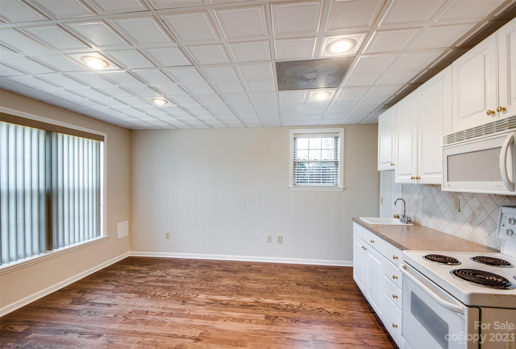 6499 Willowbottom Road Hickory, NC 28602 - Photo 31 of 41 Gallery Image 31