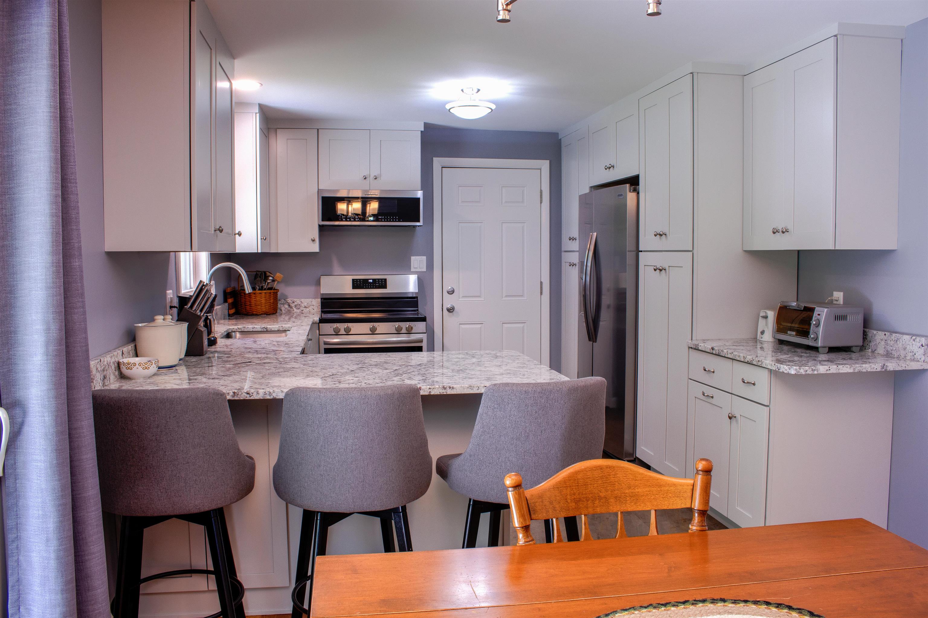 49 Robbins Road Keene, NH 03431 - Photo 6 of 26