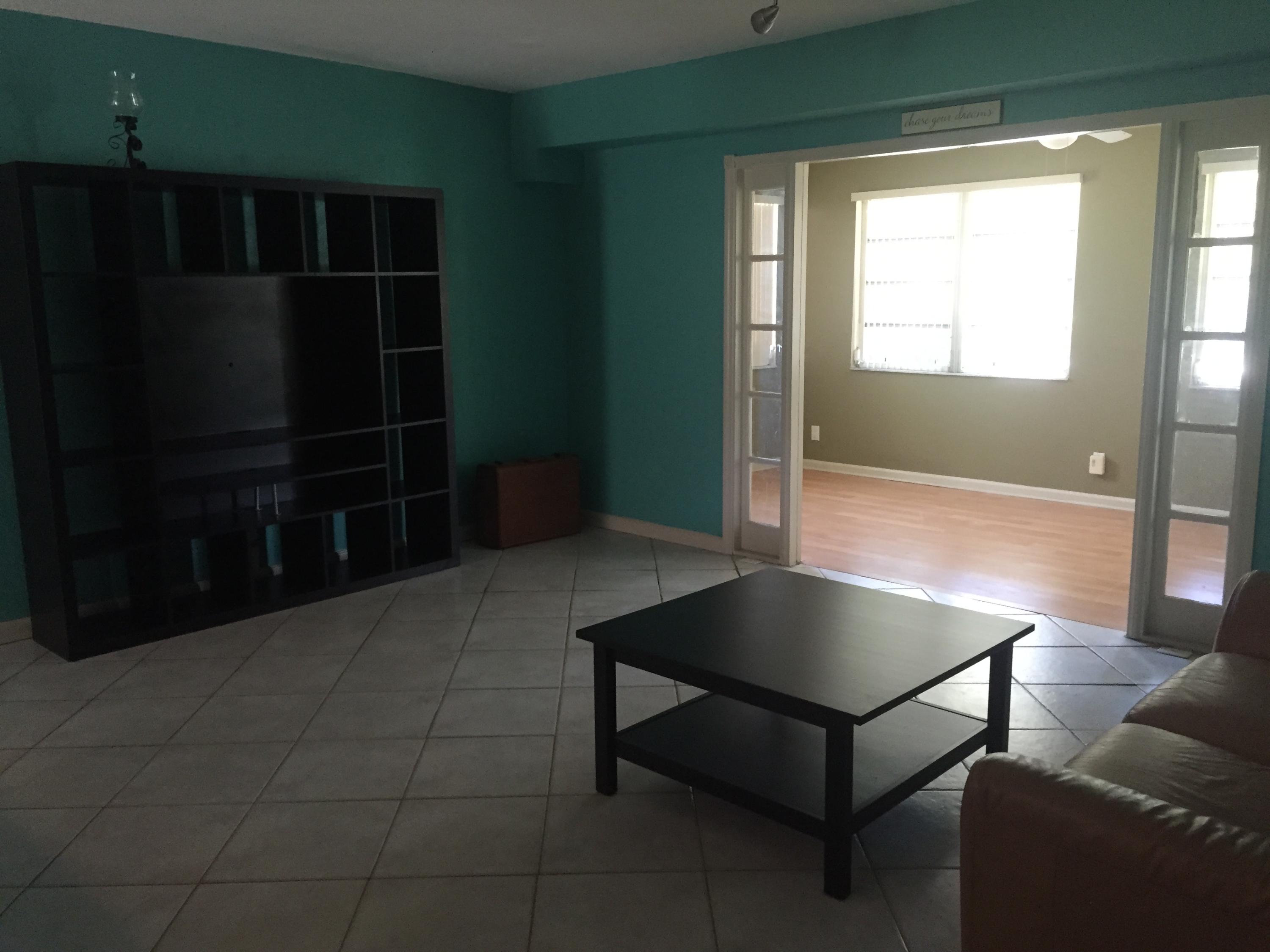 298 Lancaster Street Boca Raton, FL 33487 - Photo 13 of 20 living