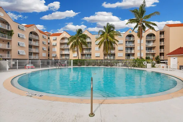 $511,000 | 3930 South Roosevelt Boulevard, Unit S111, Key West, FL 33040