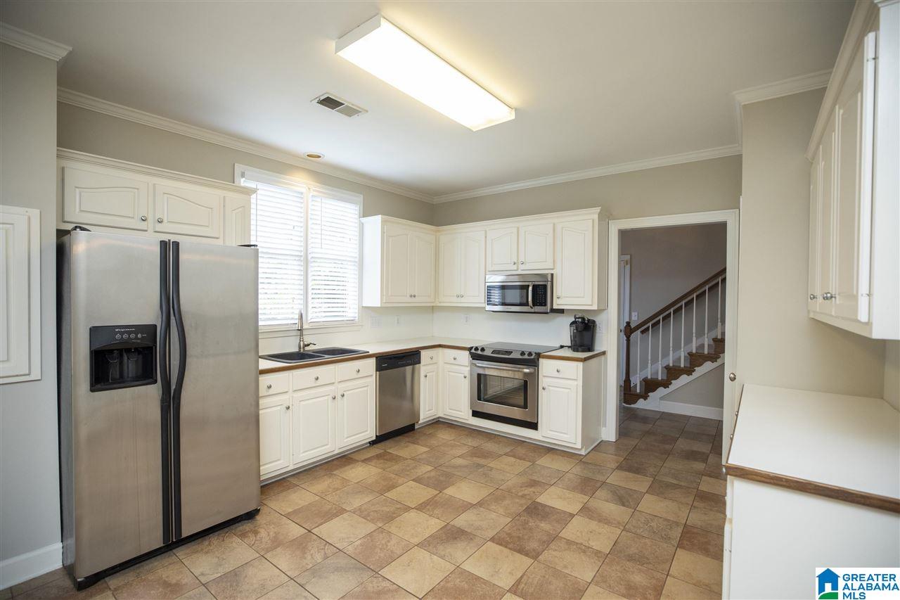 2027 Richelieu Court Birmingham, AL 35216 - Photo 5 of 41