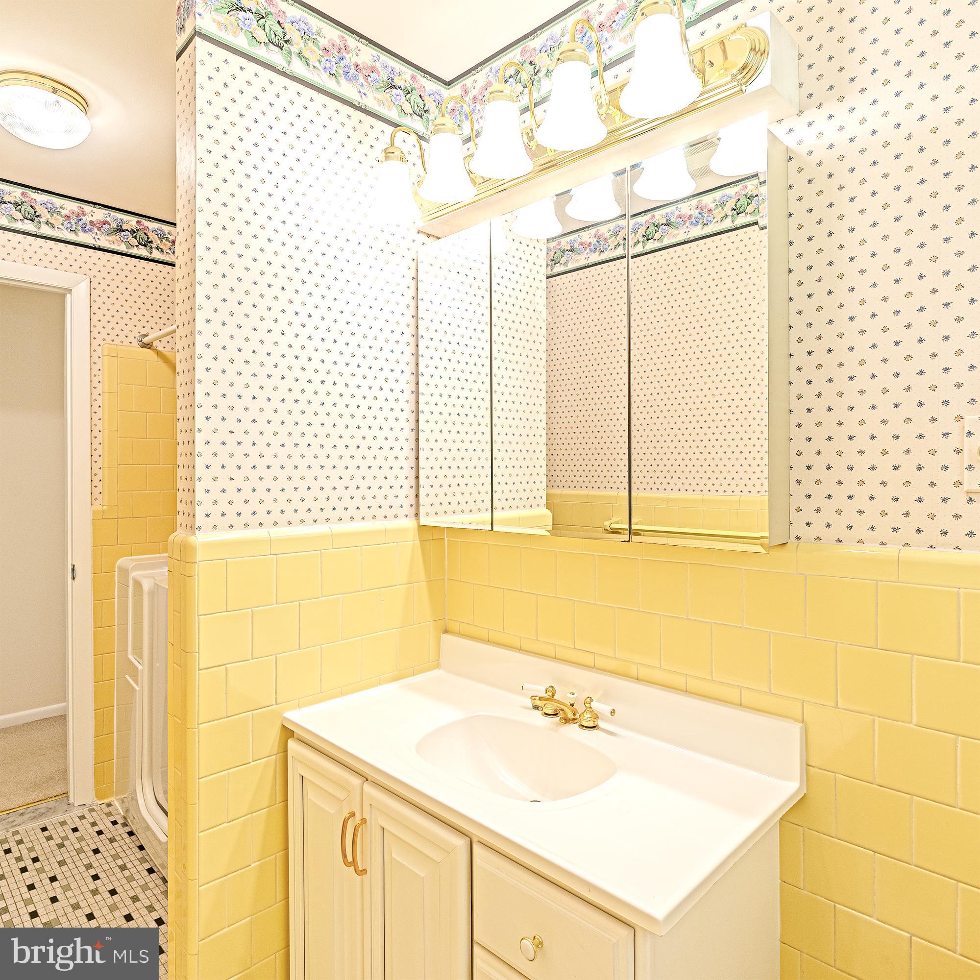 6818 Colburn Drive Annandale, VA 22003 - Photo 38 of 51