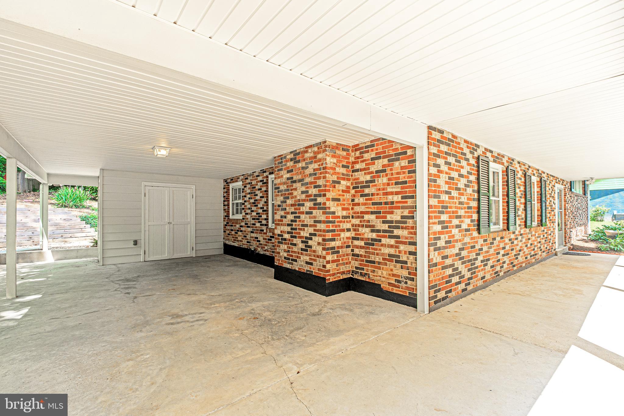 6818 Colburn Drive Annandale, VA 22003 - Photo 9 of 51