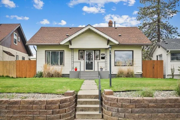 $332,000 | 4807 North Madison Street, Spokane, WA 99205