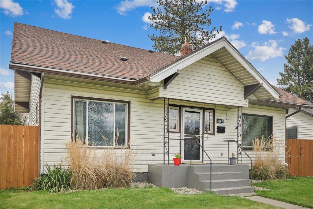 4807 North Madison Street Spokane, WA 99205 - Photo 2 of 18