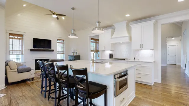 $1,090,000 | 4016 Canberra Drive, Spring Hill, TN 37174