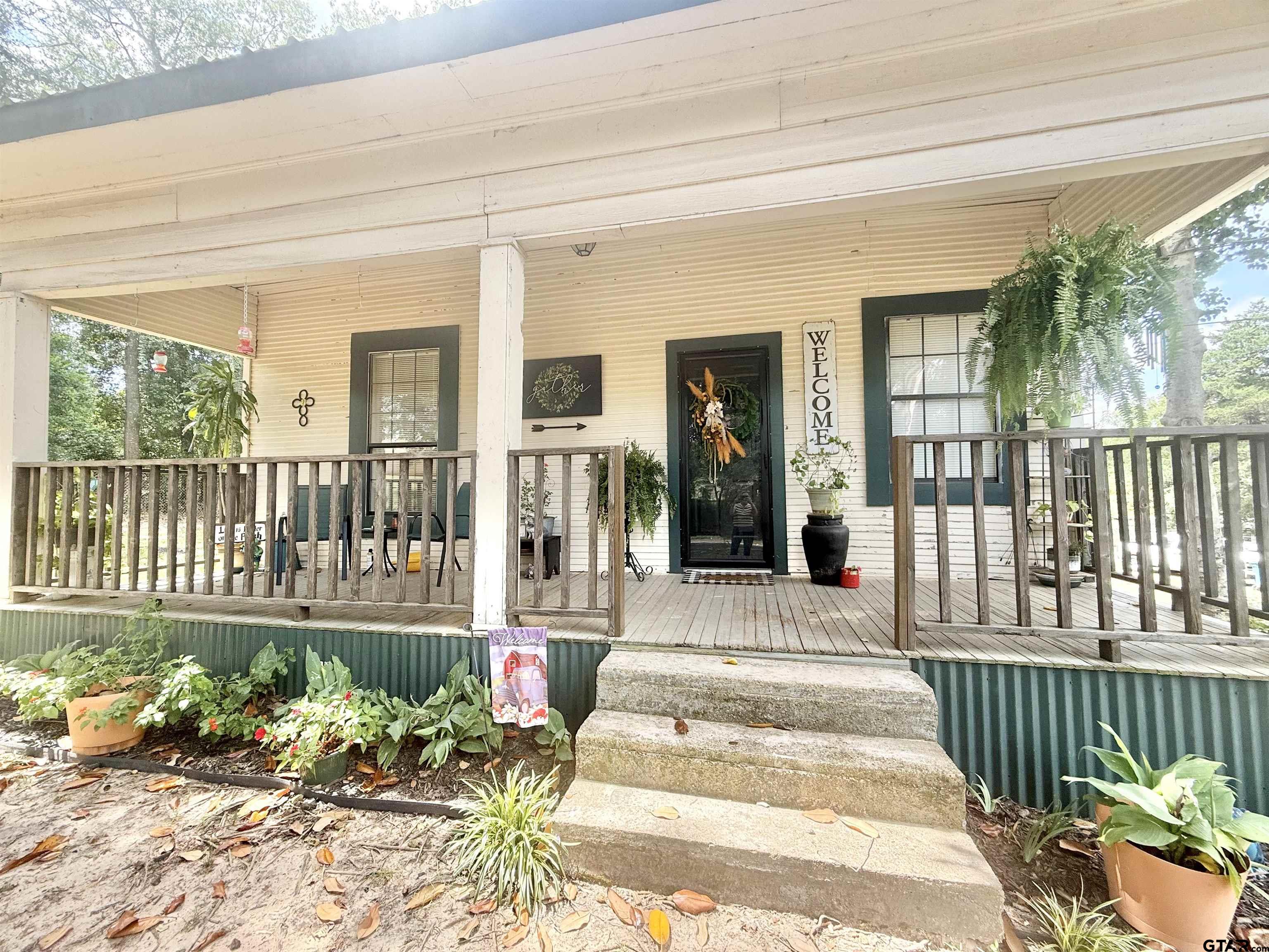 220 South Chandler Street Rusk, TX 75785 - Photo 3 of 19