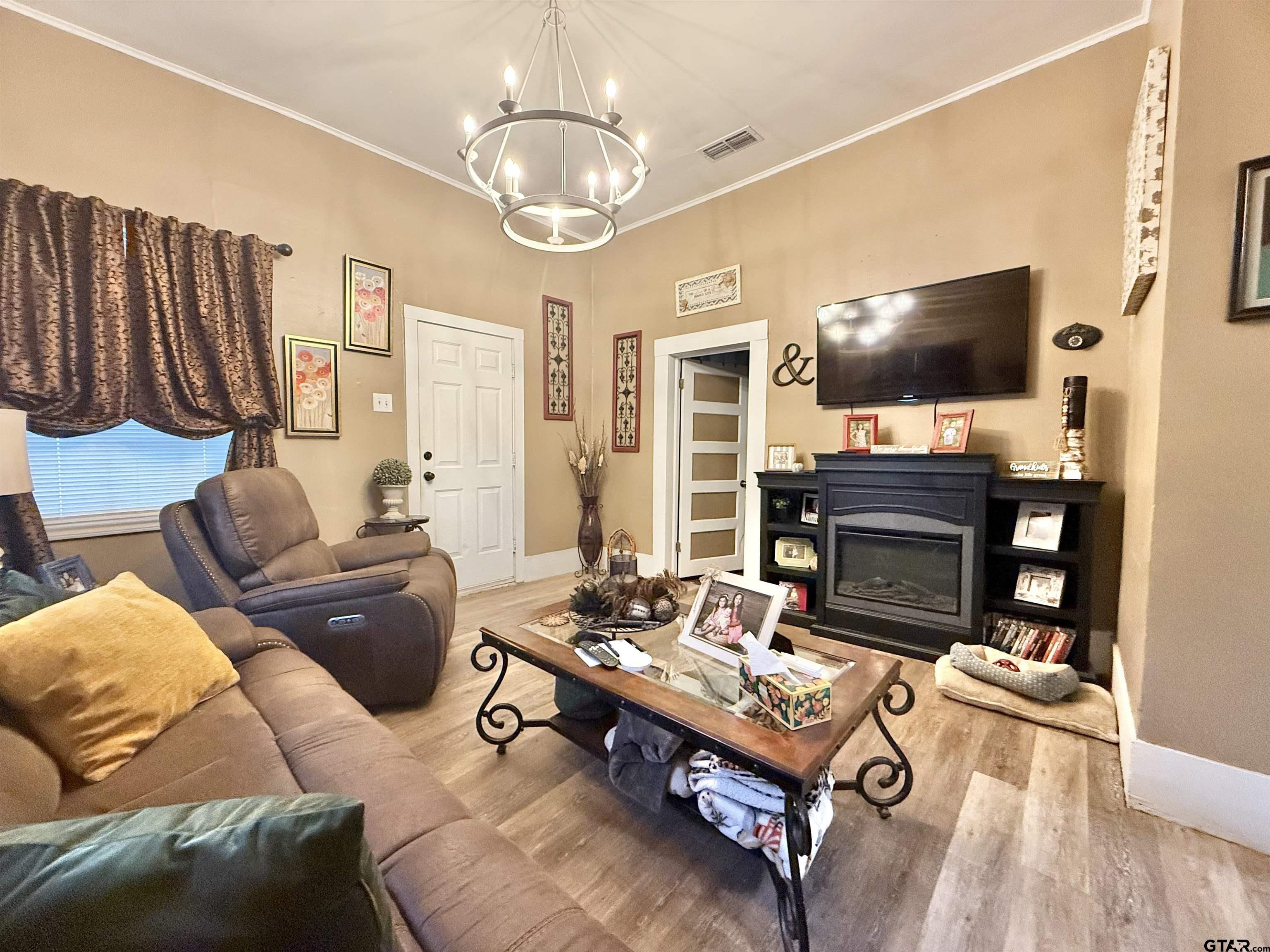 220 South Chandler Street Rusk, TX 75785 - Photo 6 of 19