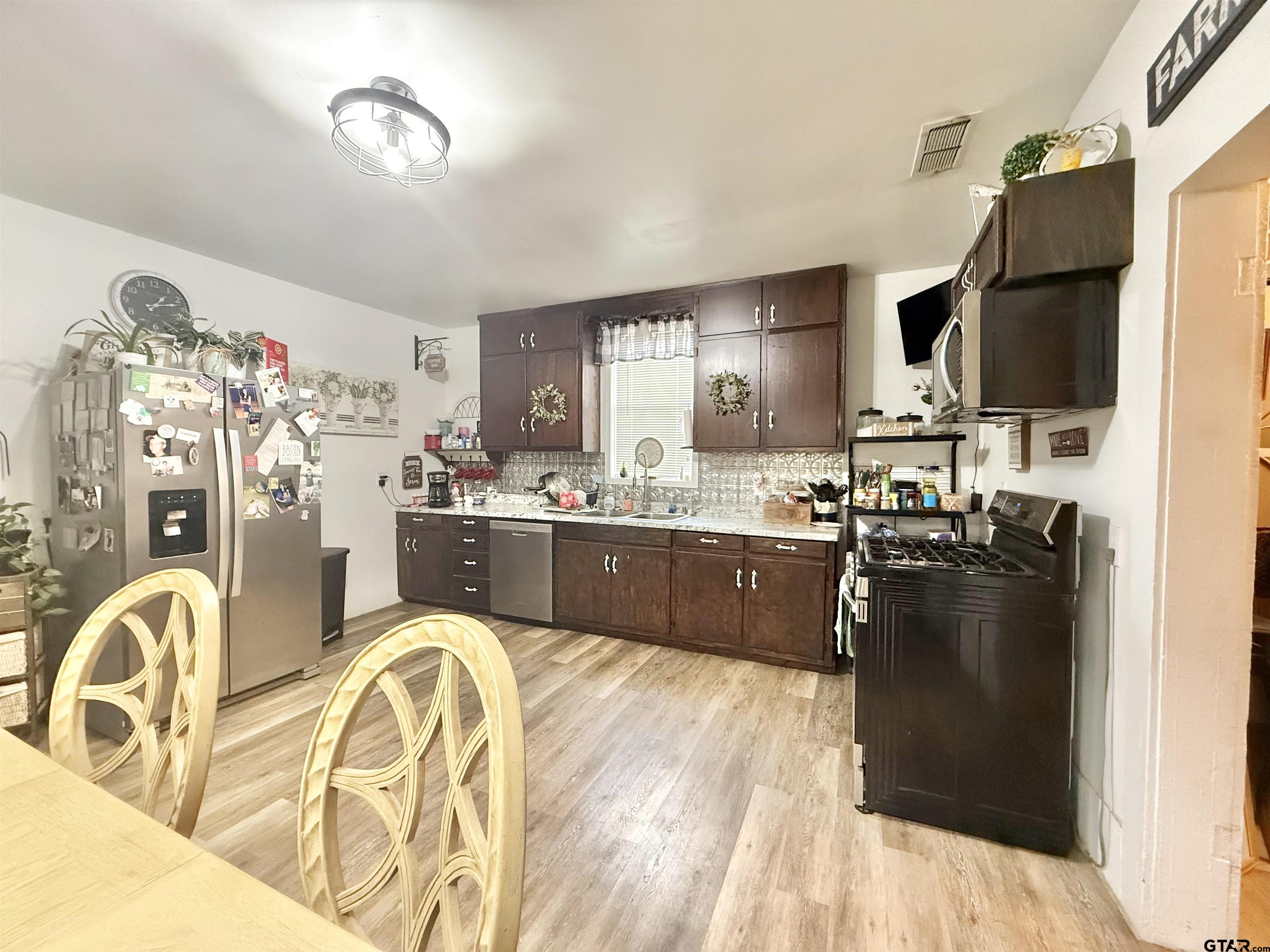 220 South Chandler Street Rusk, TX 75785 - Photo 9 of 19