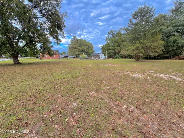 $279,999 | 406 North Caswell Street, La Grange, NC 28551