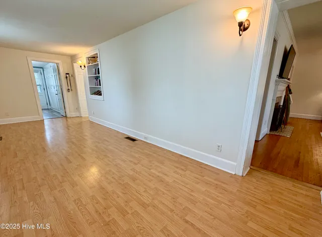 $279,999 | 406 North Caswell Street, La Grange, NC 28551