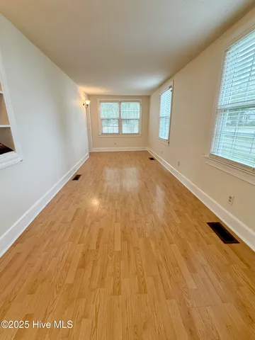 $279,999 | 406 North Caswell Street, La Grange, NC 28551