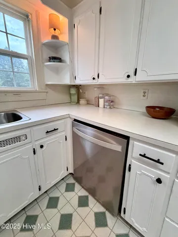 $279,999 | 406 North Caswell Street, La Grange, NC 28551