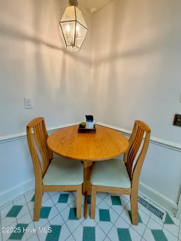 $279,999 | 406 North Caswell Street, La Grange, NC 28551