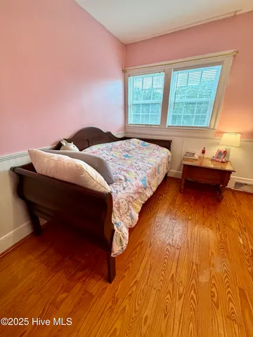 $279,999 | 406 North Caswell Street, La Grange, NC 28551