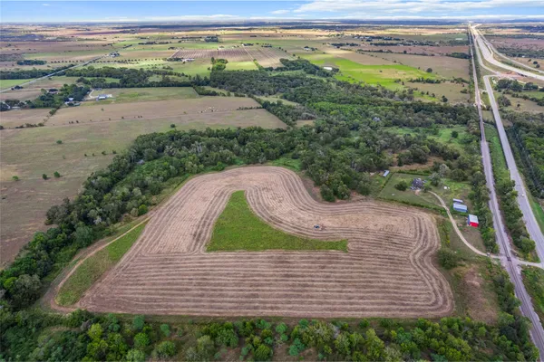 an aerial view of a yard