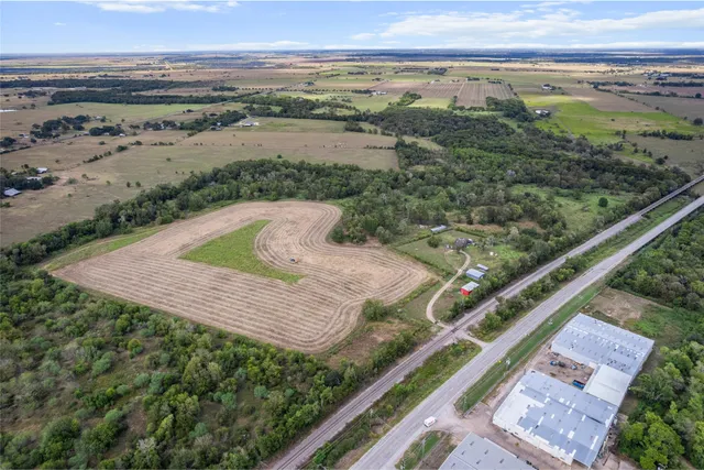 $650,000 | 8321 Us-59, East Bernard, TX 77435