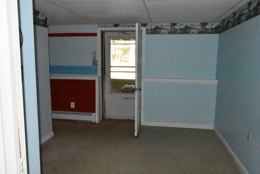 212 Raymond Road, Unit A Nottingham, NH 03290 - Photo 30 of 41
