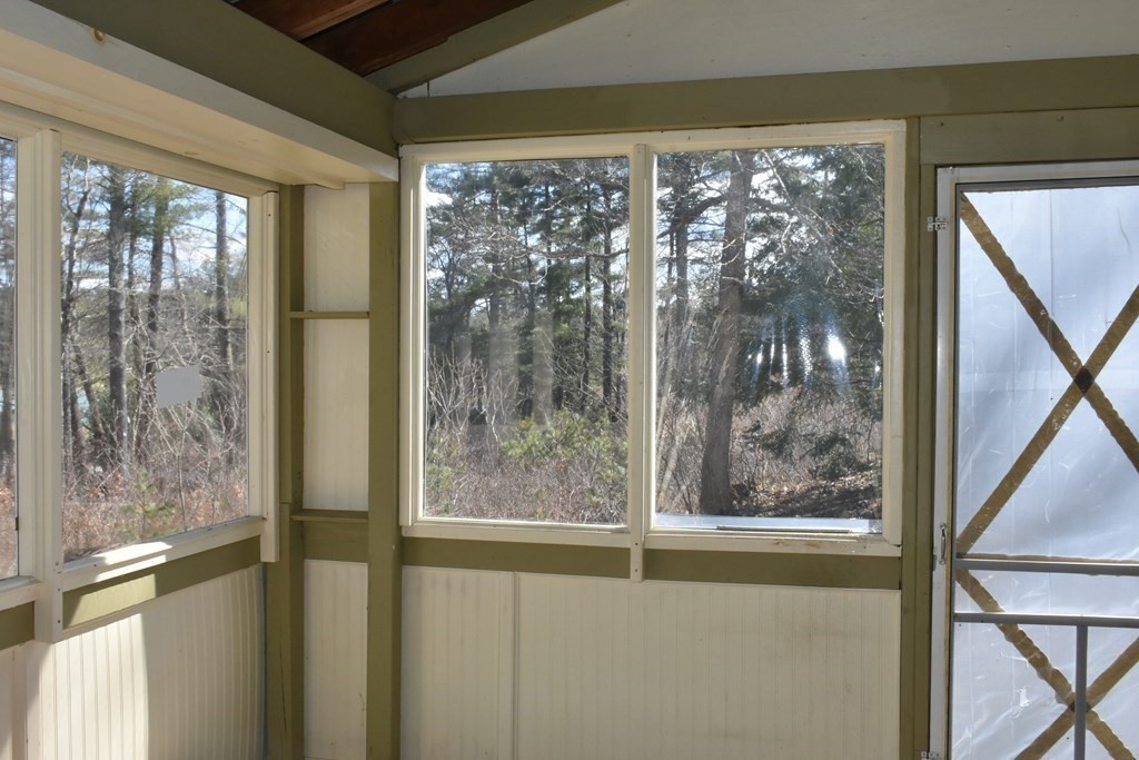 212 Raymond Road, Unit A Nottingham, NH 03290 - Photo 36 of 41