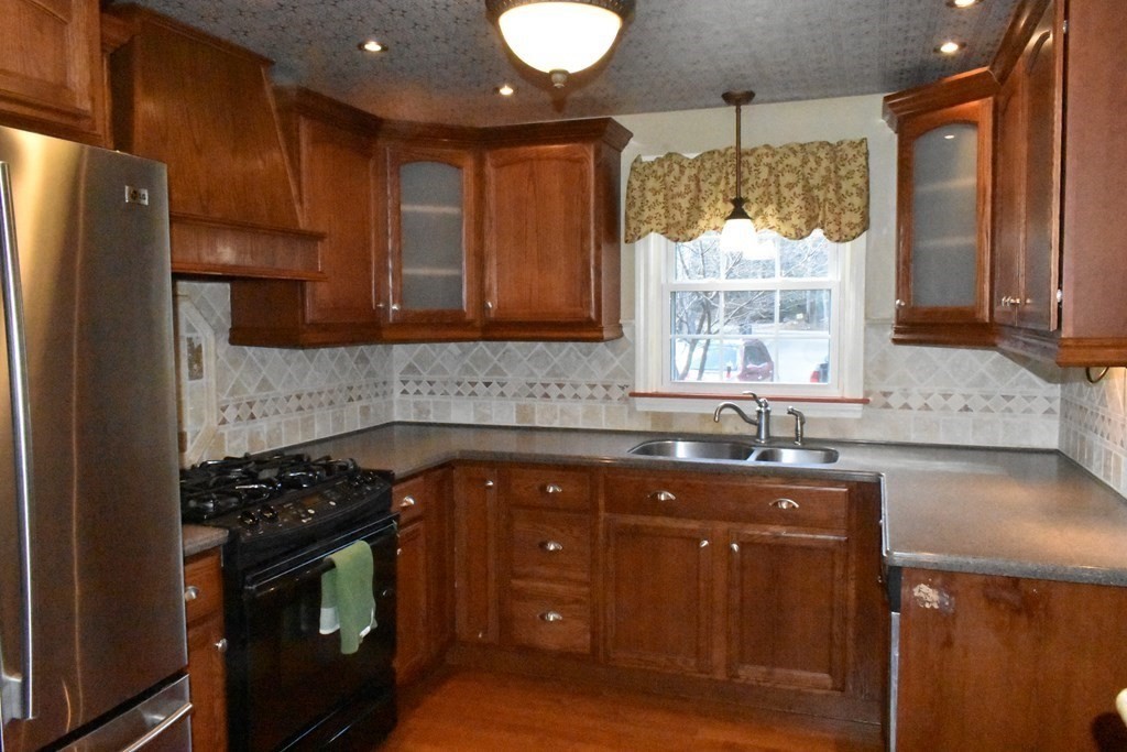 212 Raymond Road, Unit A Nottingham, NH 03290 - Photo 5 of 41