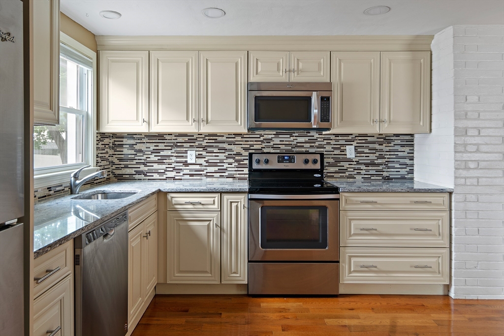 40 Eden Road Framingham, MA 01702 - Photo 4 of 24 Gallery Image 4