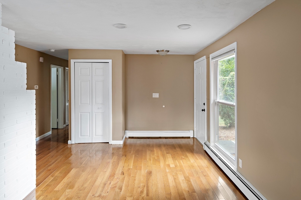 40 Eden Road Framingham, MA 01702 - Photo 8 of 24 Gallery Image 8