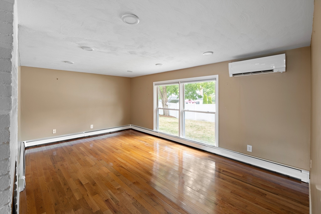 40 Eden Road Framingham, MA 01702 - Photo 10 of 24 Gallery Image 10