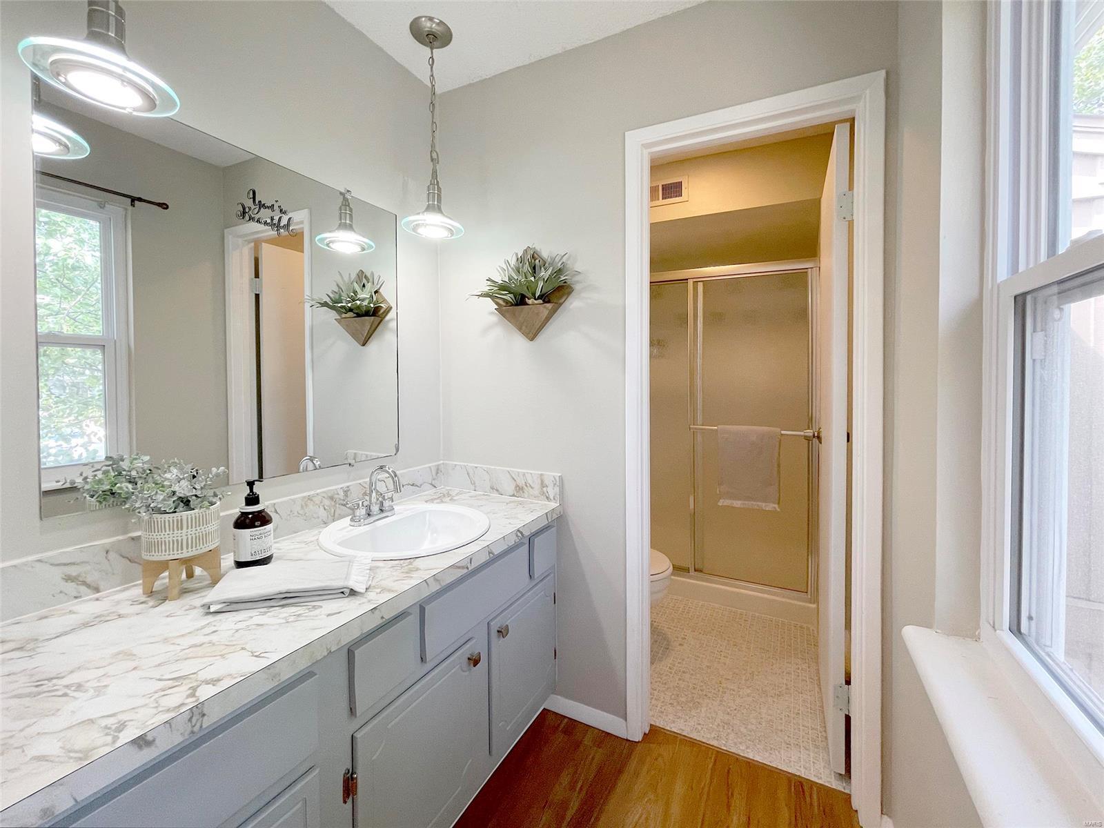 2423 Hiddencrest Lane Ballwin, MO 63021 - Photo 13 of 23